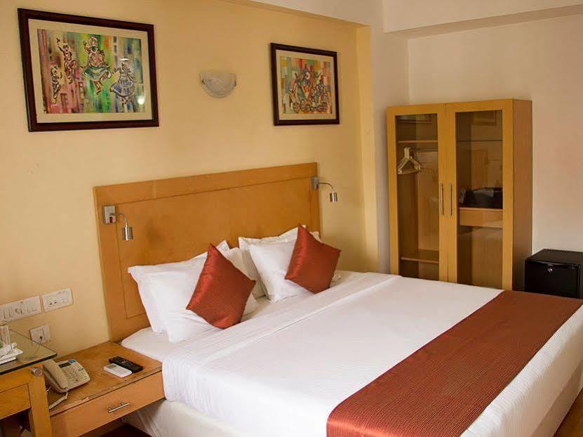 Hotel Marina Inn Egmore Chennai Extérieur photo