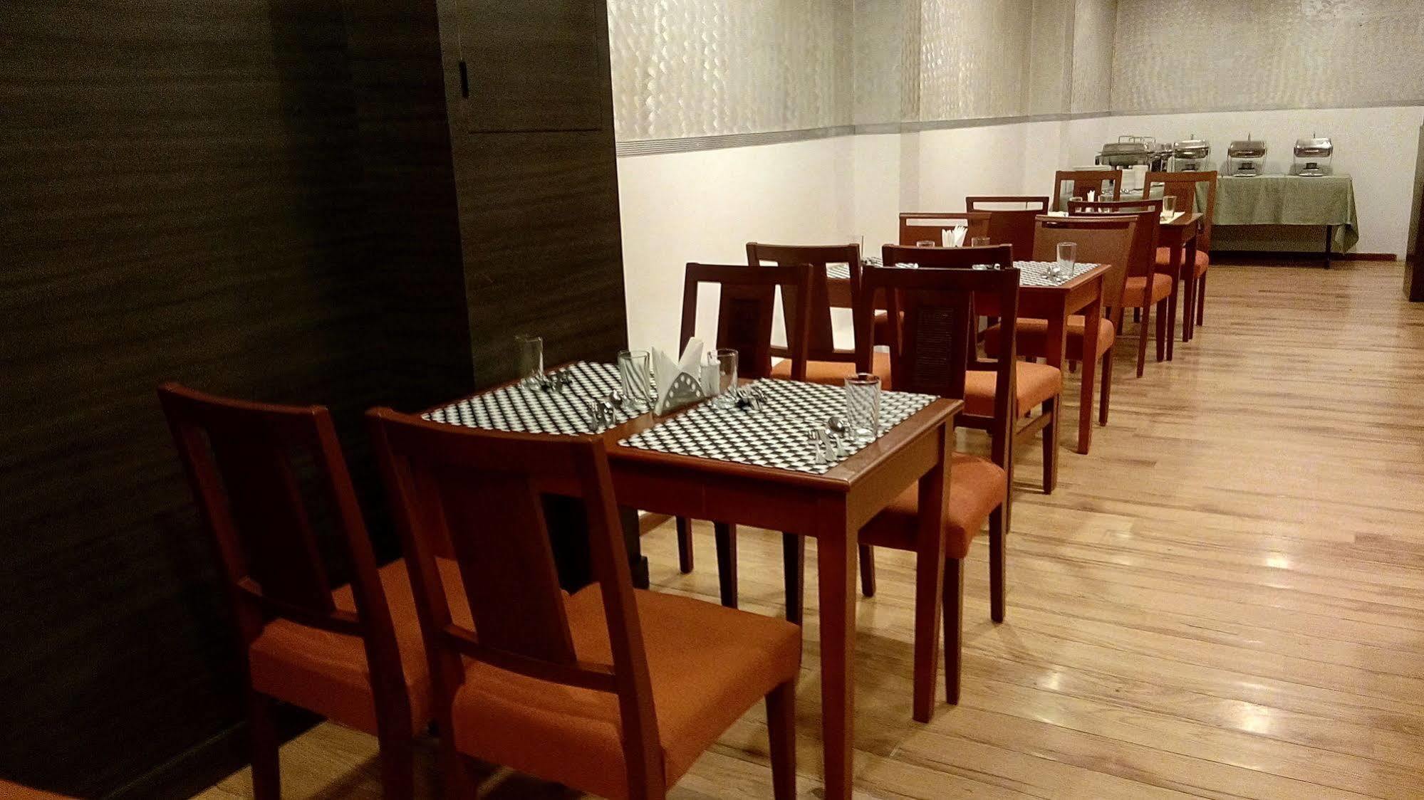 Hotel Marina Inn Egmore Chennai Extérieur photo